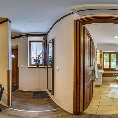 Bed and Breakfast Napraforgo Wellness Haz Es Panzio Pécs Zewnętrze zdjęcie