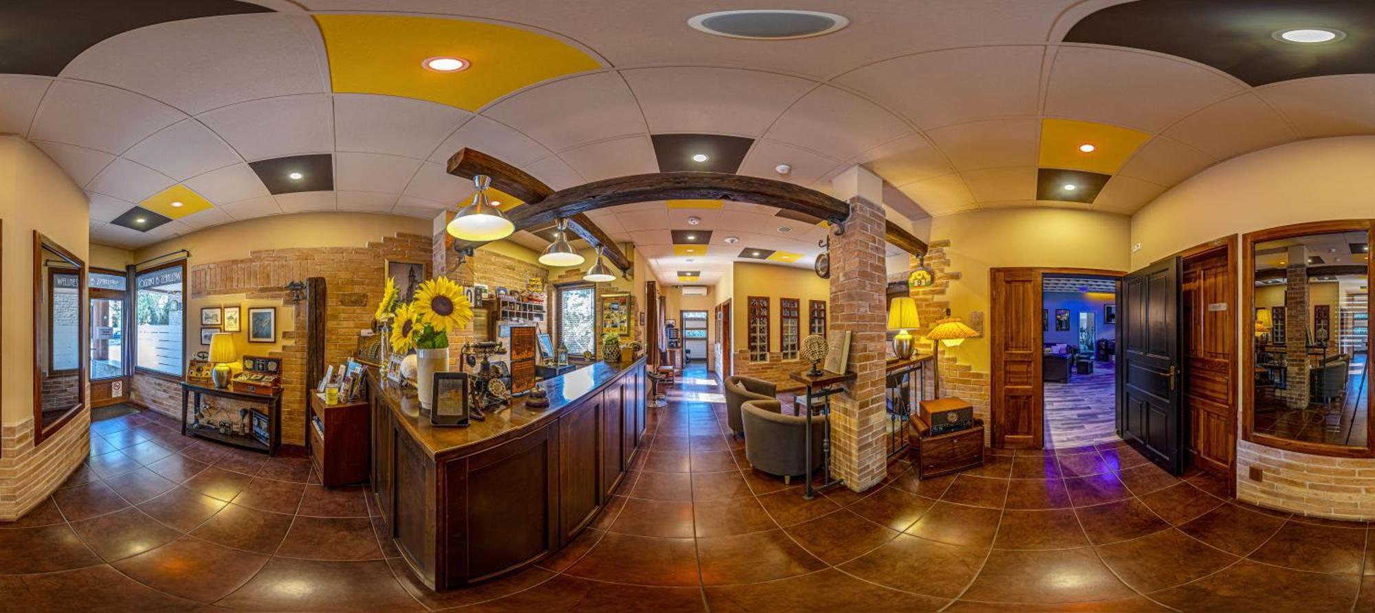 Bed and Breakfast Napraforgo Wellness Haz Es Panzio Pécs Zewnętrze zdjęcie