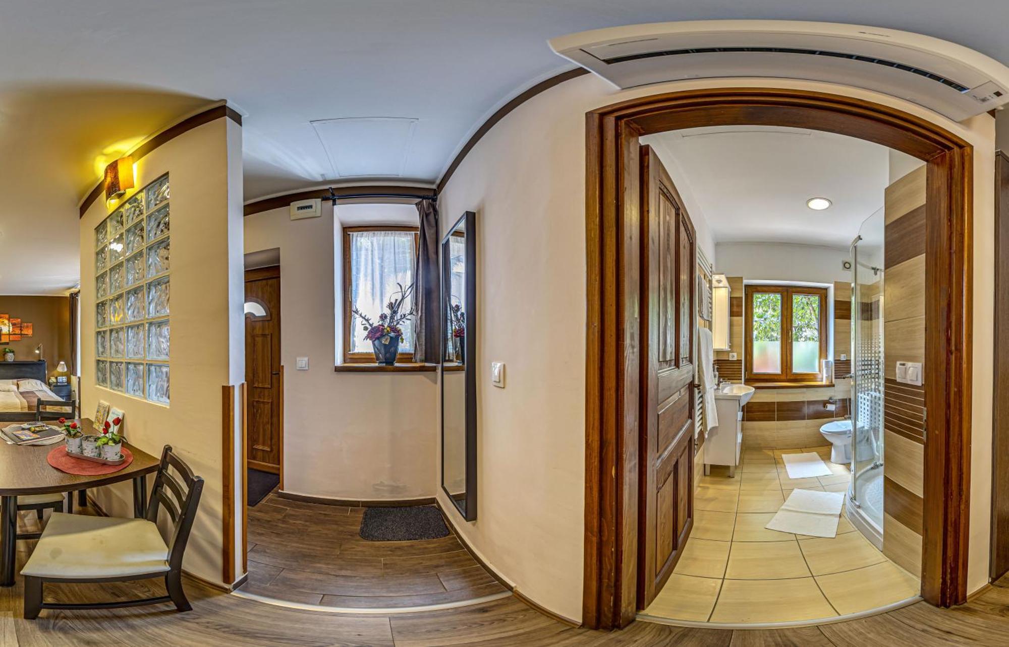 Bed and Breakfast Napraforgo Wellness Haz Es Panzio Pécs Zewnętrze zdjęcie