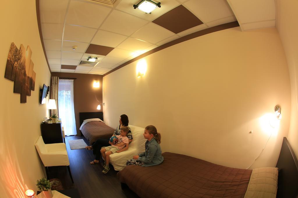 Bed and Breakfast Napraforgo Wellness Haz Es Panzio Pécs Zewnętrze zdjęcie